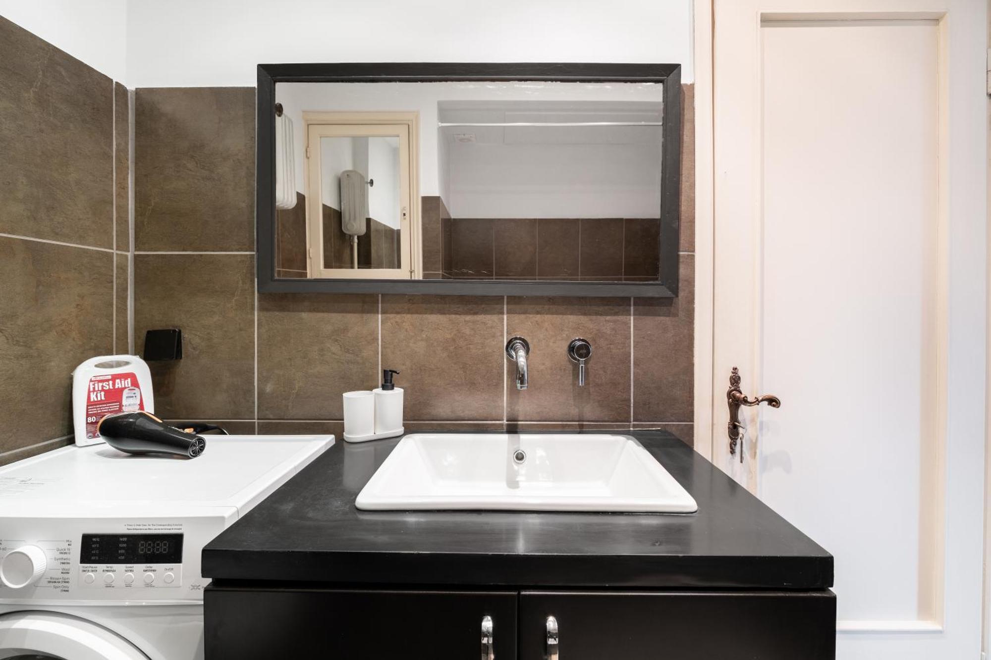 Super Central Apartment In Syntagma By Athenian Keys Exterior photo